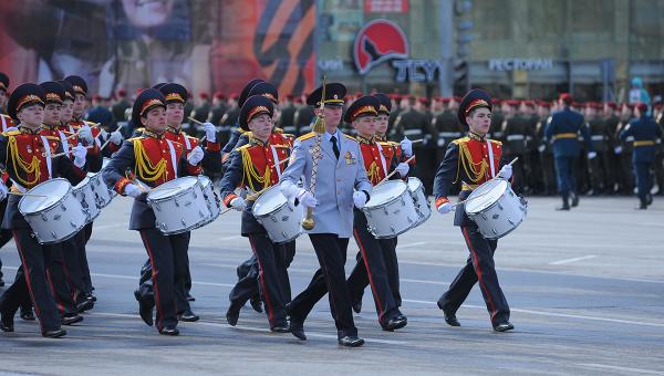 Администрация Перми заказала трансляцию Парада Победы за 318 тыс. руб.