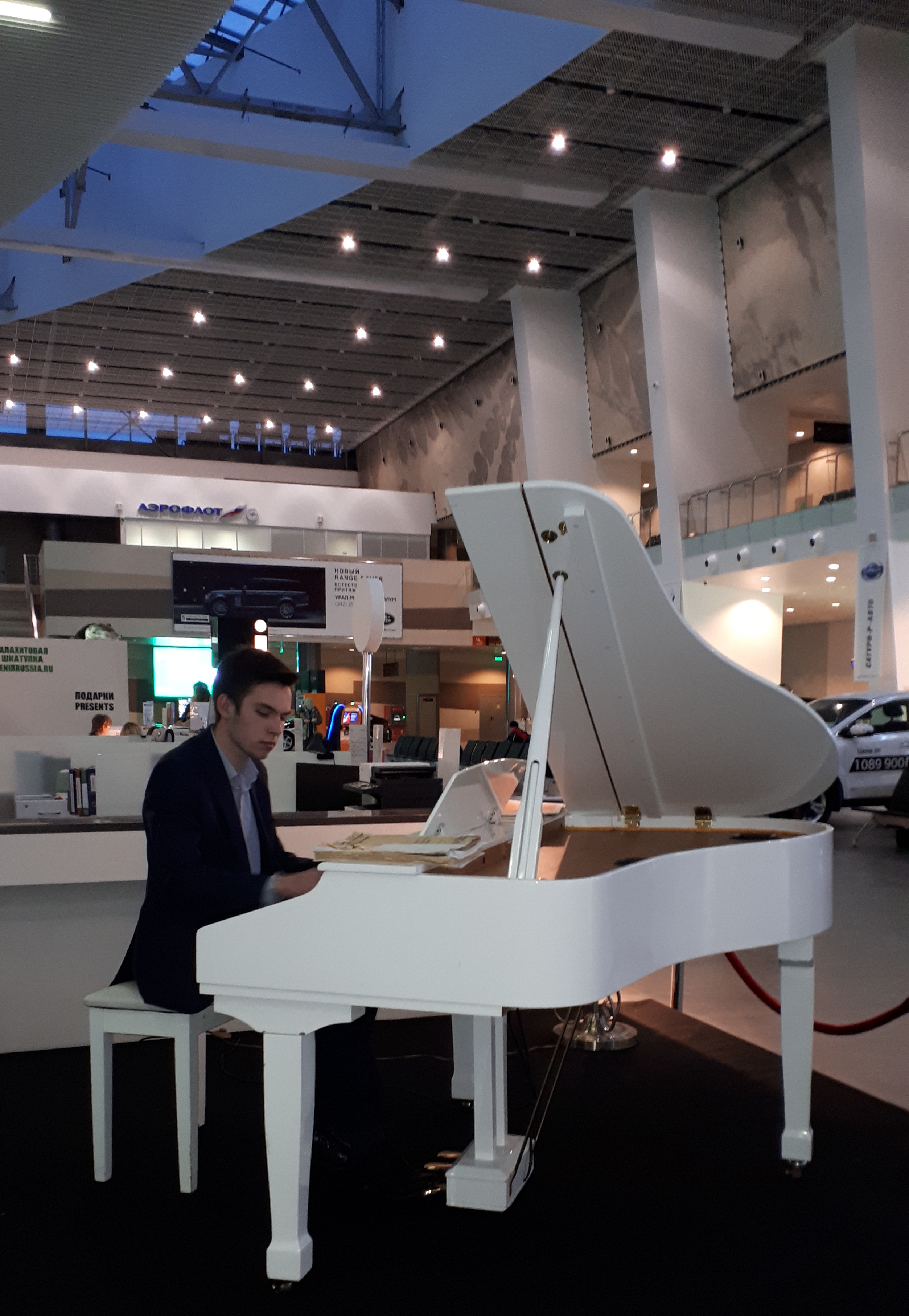 Пермь встречает гостей Дягилевского фестиваля живой музыкой