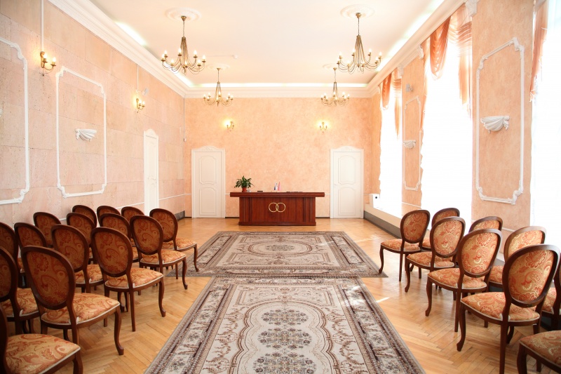 Елена Ерохина возглавила краевой комитет ЗАГС