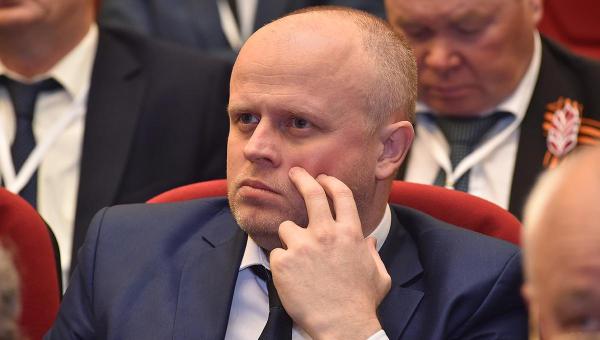 Депутаты Осинской думы лишили Леонида Политова власти в конкурсной комиссии