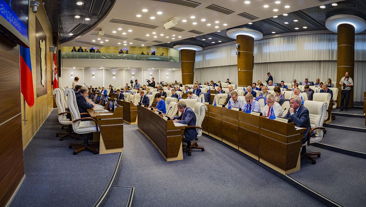 Плюс-минус миллиард