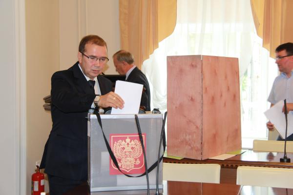 Новый состав избирательной комиссии Перми приступил к работе
