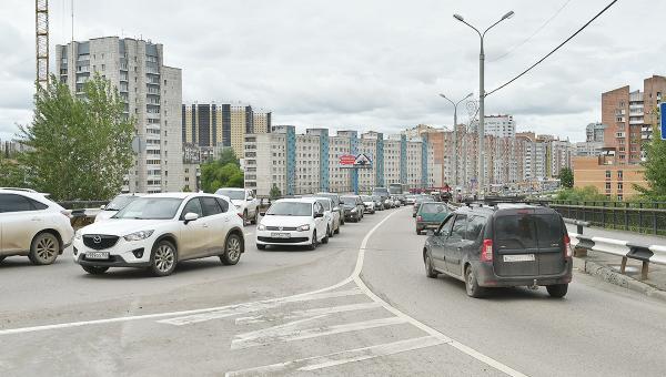 В России автовладельцев освободили от обязательного техосмотра