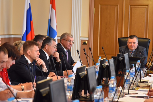 Губернатор внёс в&nbsp;Заксобрание проект краевого бюджета на&nbsp;2019-2021&nbsp;гг.