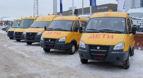 Пермский край получит 72 школьных автобуса от Минпромторга России