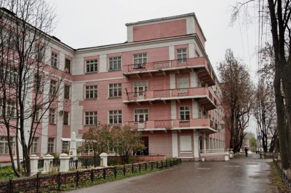 Победитель аукциона готов отреставрировать колледж им. Славянова за 530 млн руб.