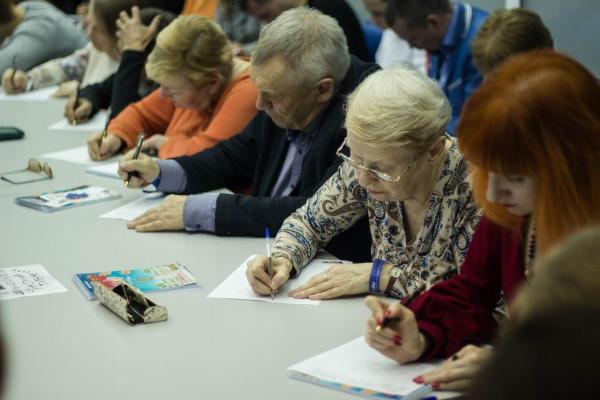 В Перми открылись бесплатные курсы для подготовки к Тотальному диктанту