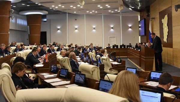 Депутаты приняли в первом чтении поправки в бюджет Пермского края