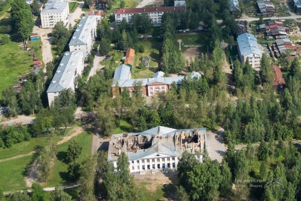 В Красновишерске снесут сгоревшее здание Дома культуры