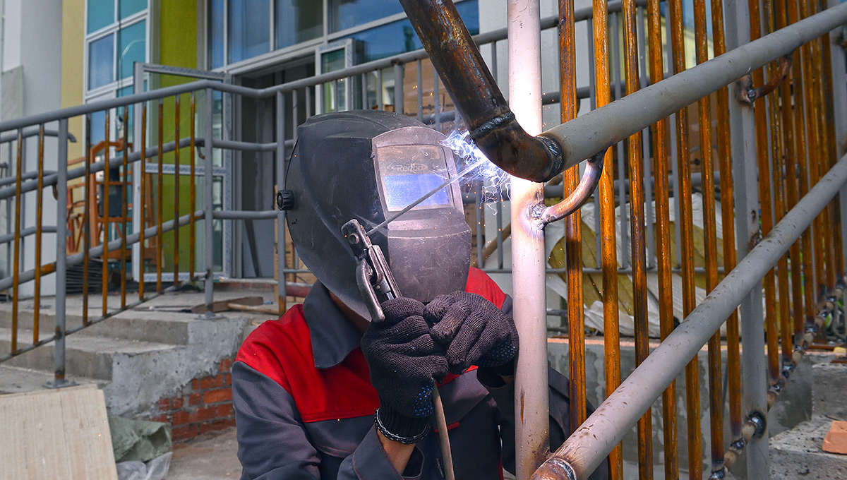 В Перми спрос на специалистов в сфере производства вырос на 16%