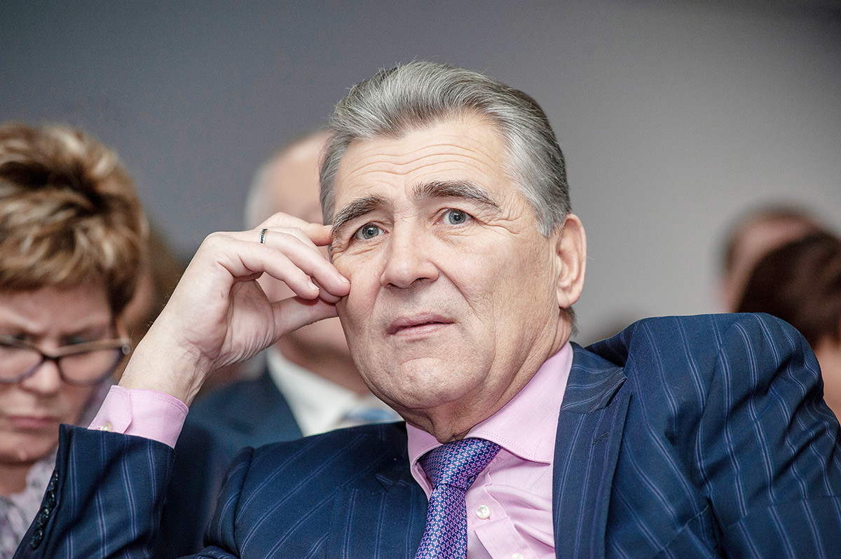 Александр Кузнецов подал заявку на участие в конкурсе по отбору главы района