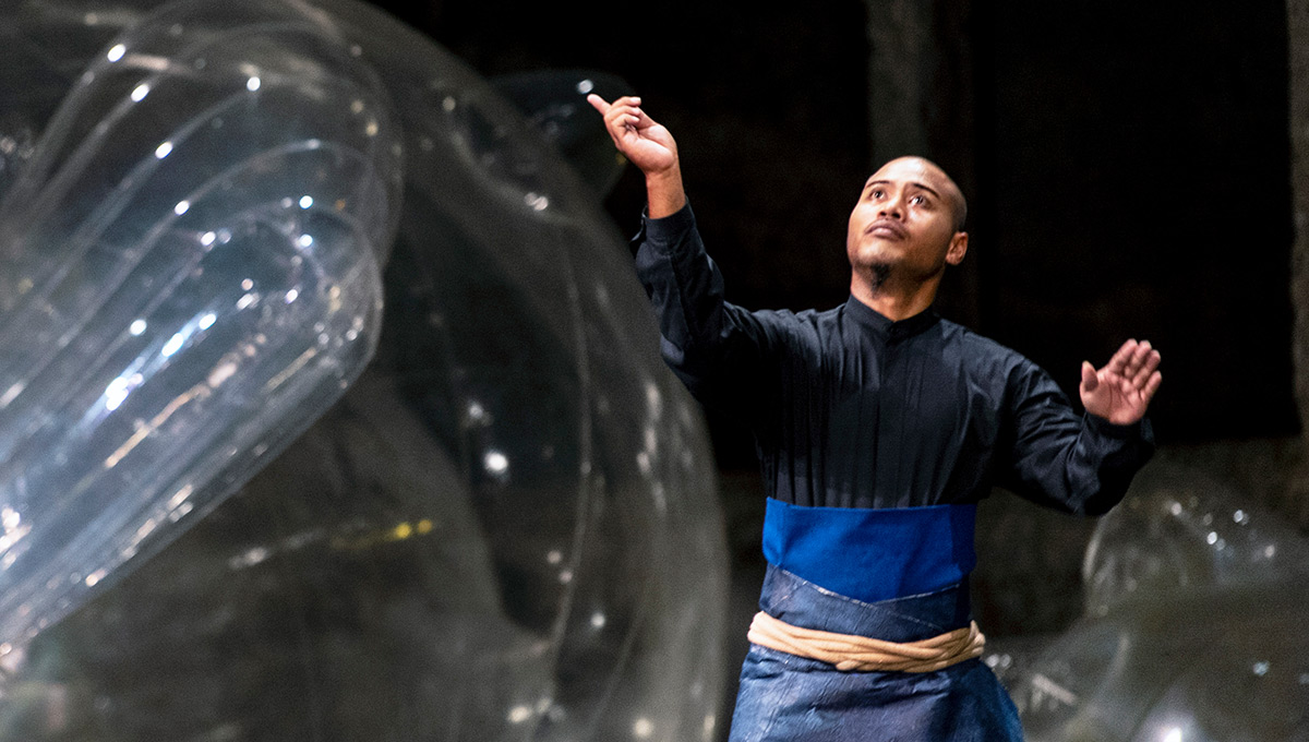 Всё из пластика! Это фантастика!