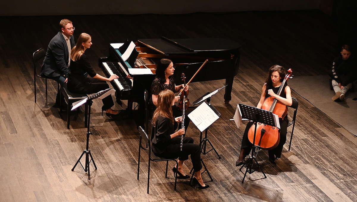 Любовь к странным звукам