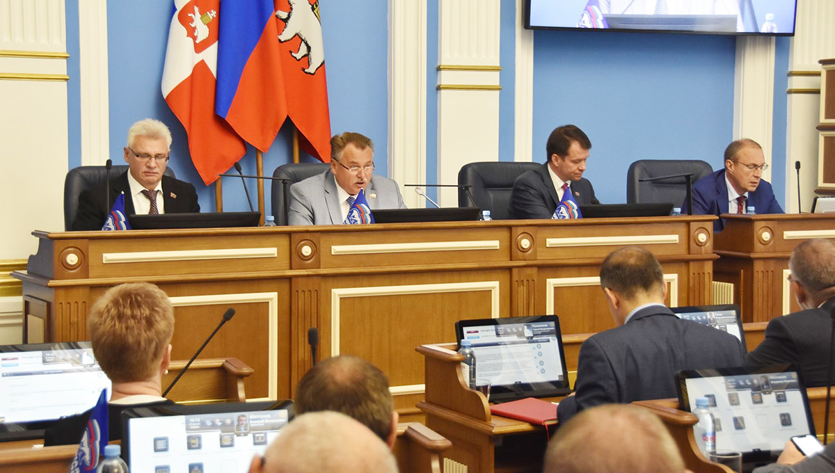 Отрегламентировали и перераспределили