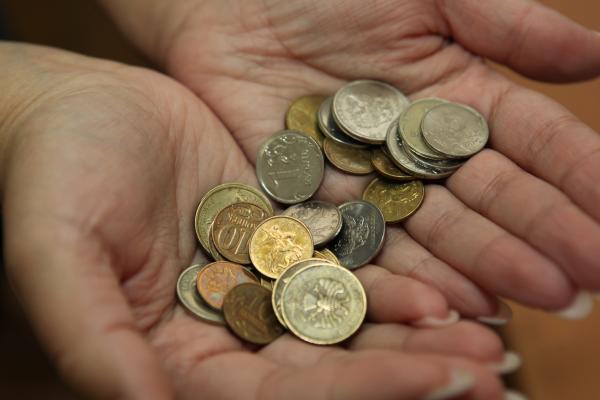 В банках Пермского края открыт обмен скопившихся монет на купюры без комиссии