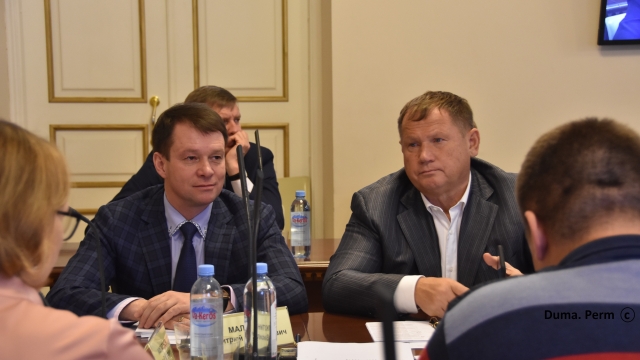 Начали ремонт фасадов к 300-летию Перми