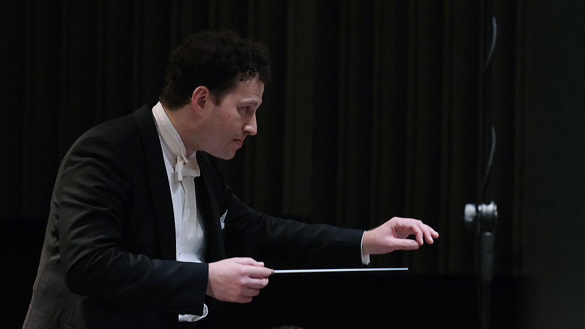 С французским революционным шармом