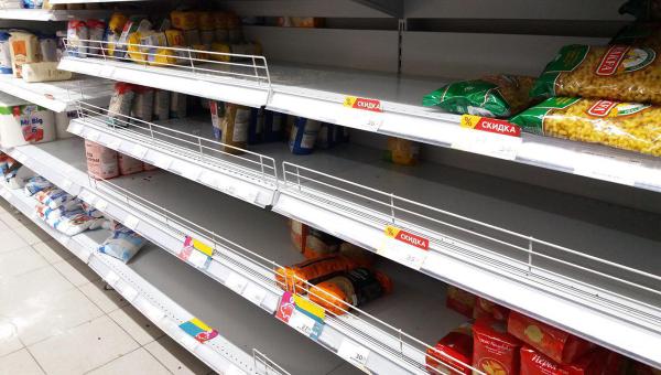 Министр торговли Пермского края рассказал, как сбить ажиотаж в продуктовых магазинах из-за коронавируса