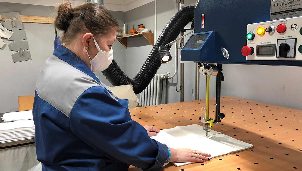 «Протон-ПМ» начал производство защитных масок и антисептика