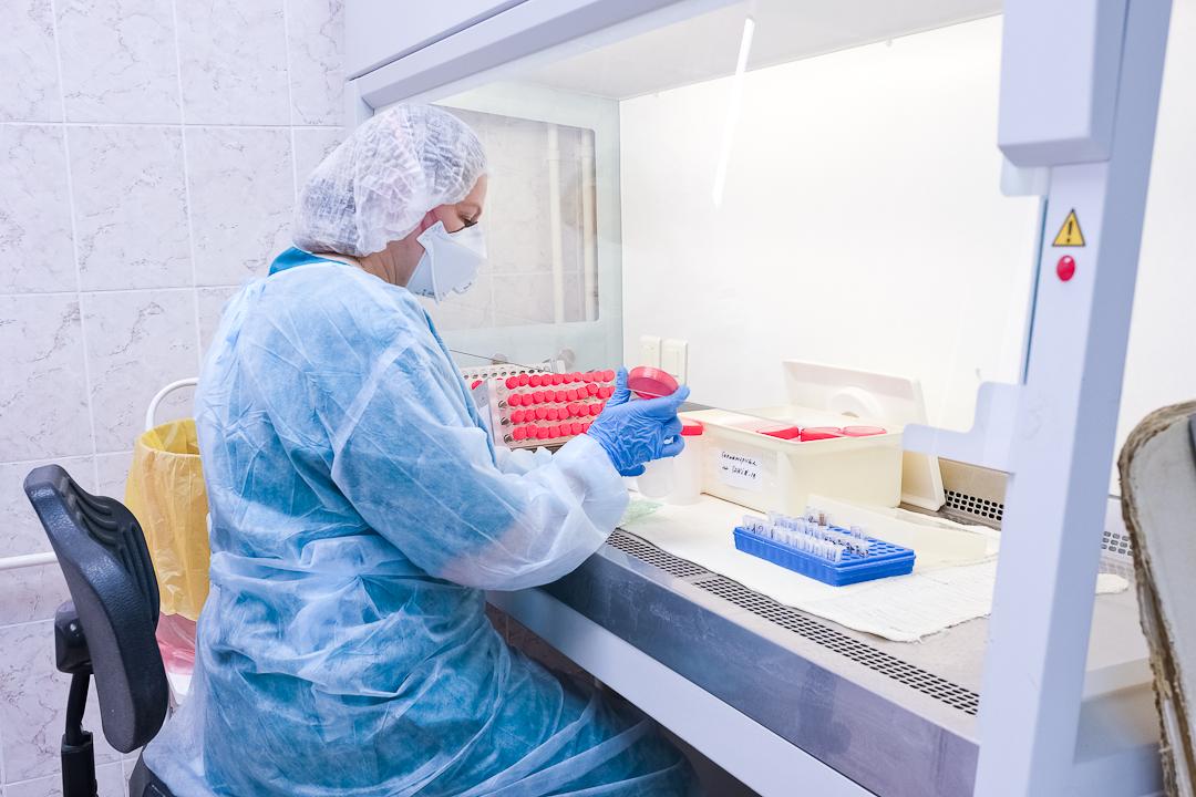 Коронавирус диагностирован у жителей 13 территорий Прикамья