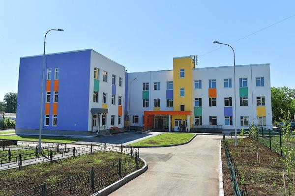В Индустриальном районе построена детская поликлиника на 350 посещений в смену<div><br></div>