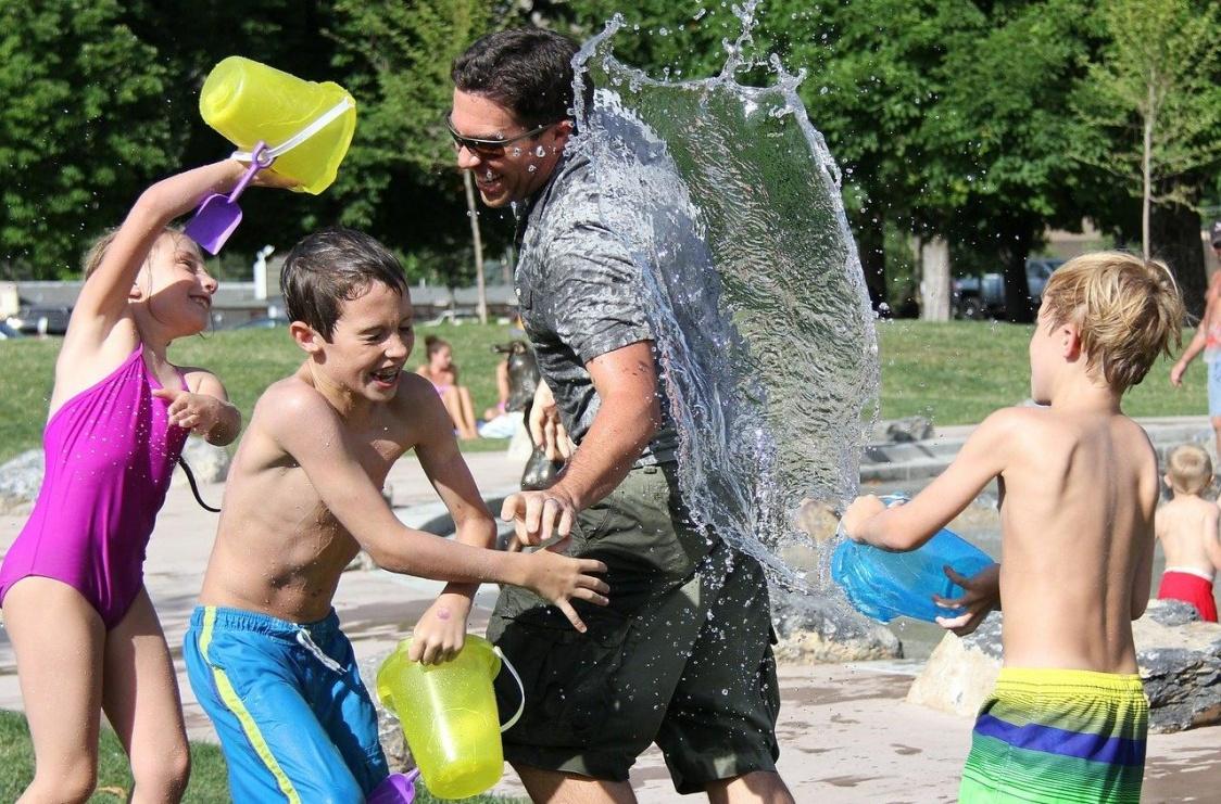 Госдума приняла новые меры поддержки семей с детьми