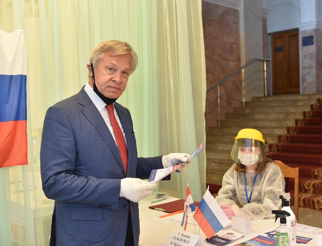 Алексей Пушков пригласил жителей края проголосовать за изменение Конституции