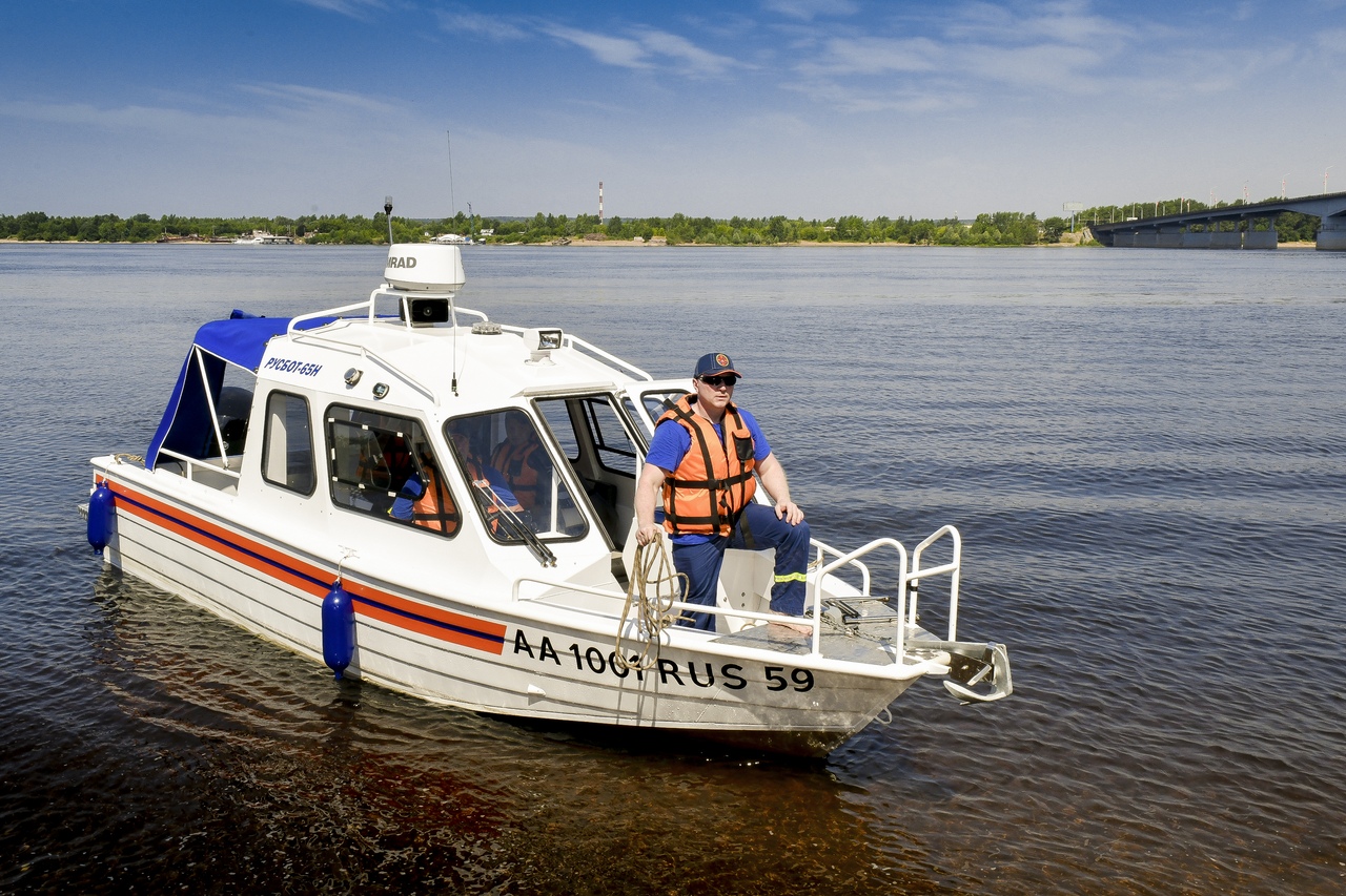 Пермские спасатели помогли унесённому течением Камы подростку