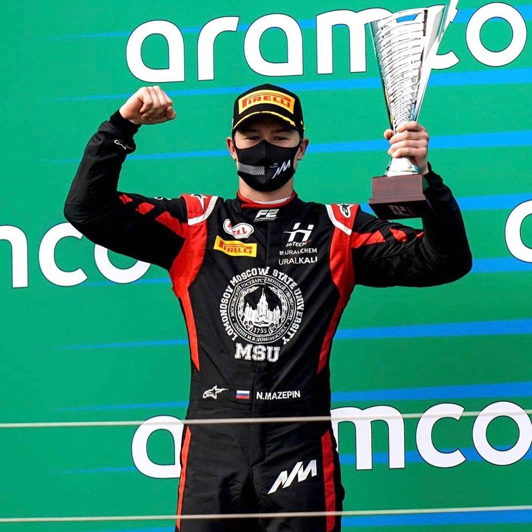 Сын зампредседателя совета директоров «Уралкалия» впервые попал на подиум
в гонках «Формула-2»