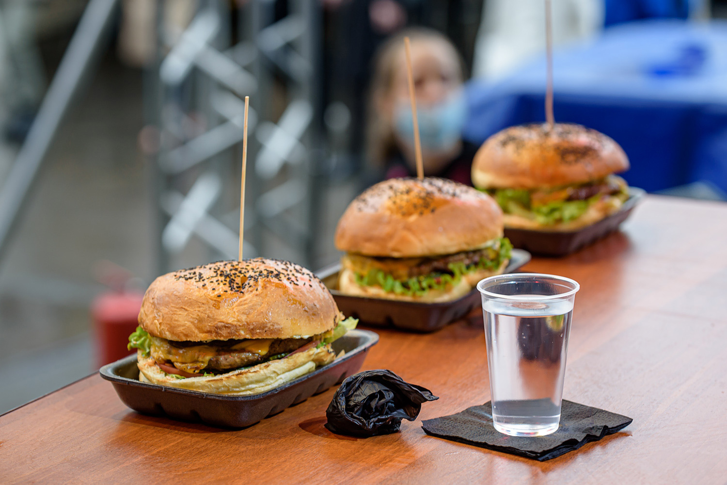 «После пандемии не откроются более 15% кафе и ресторанов»