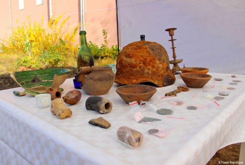 На месте будущего строительства корпуса гимназии №17 найдено более 5 тыс. исторических предметов