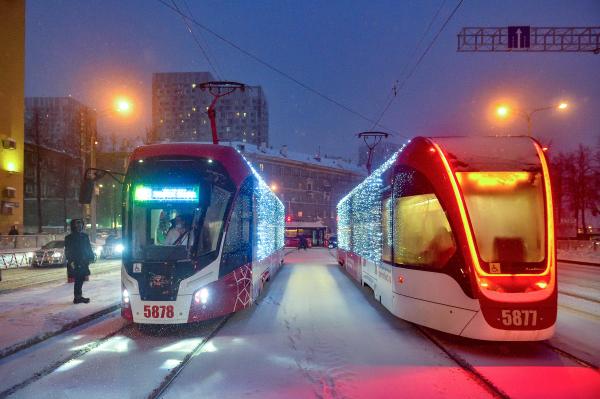 Шесть новых трамваев «Львёнок» начали обслуживать маршрут №11
