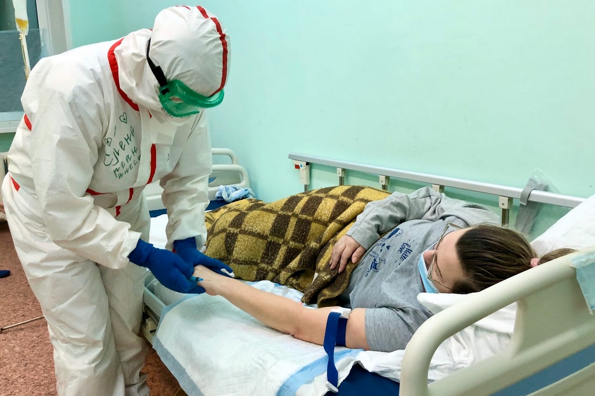 В Прикамье впервые проведена процедура переливания плазмы больным коронавирусом