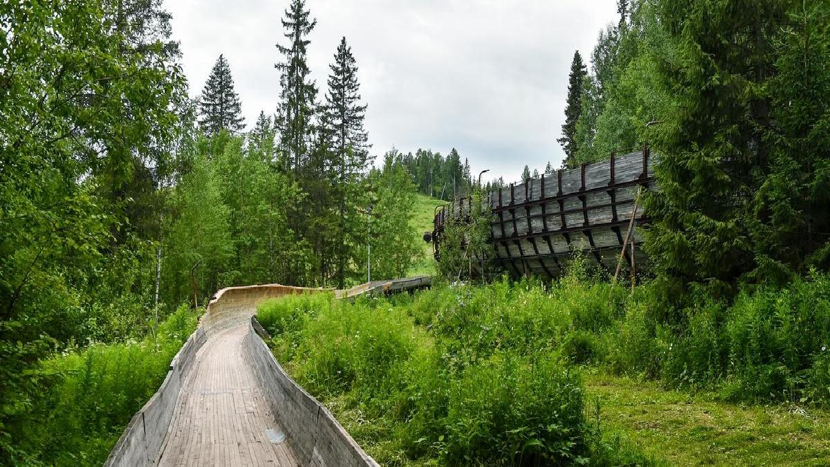 Срок строительства санно-бобслейной трассы в Чусовом переносят на два года