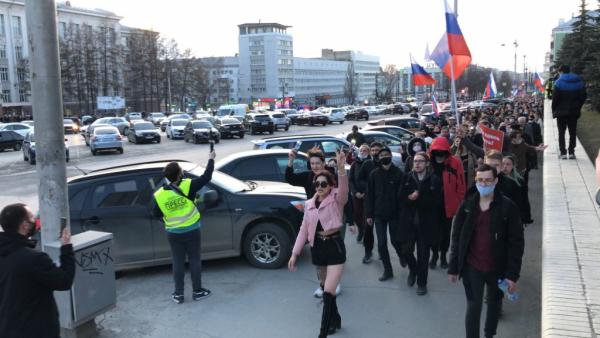 В митинге в поддержку Алексея Навального приняли участие около 500 человек