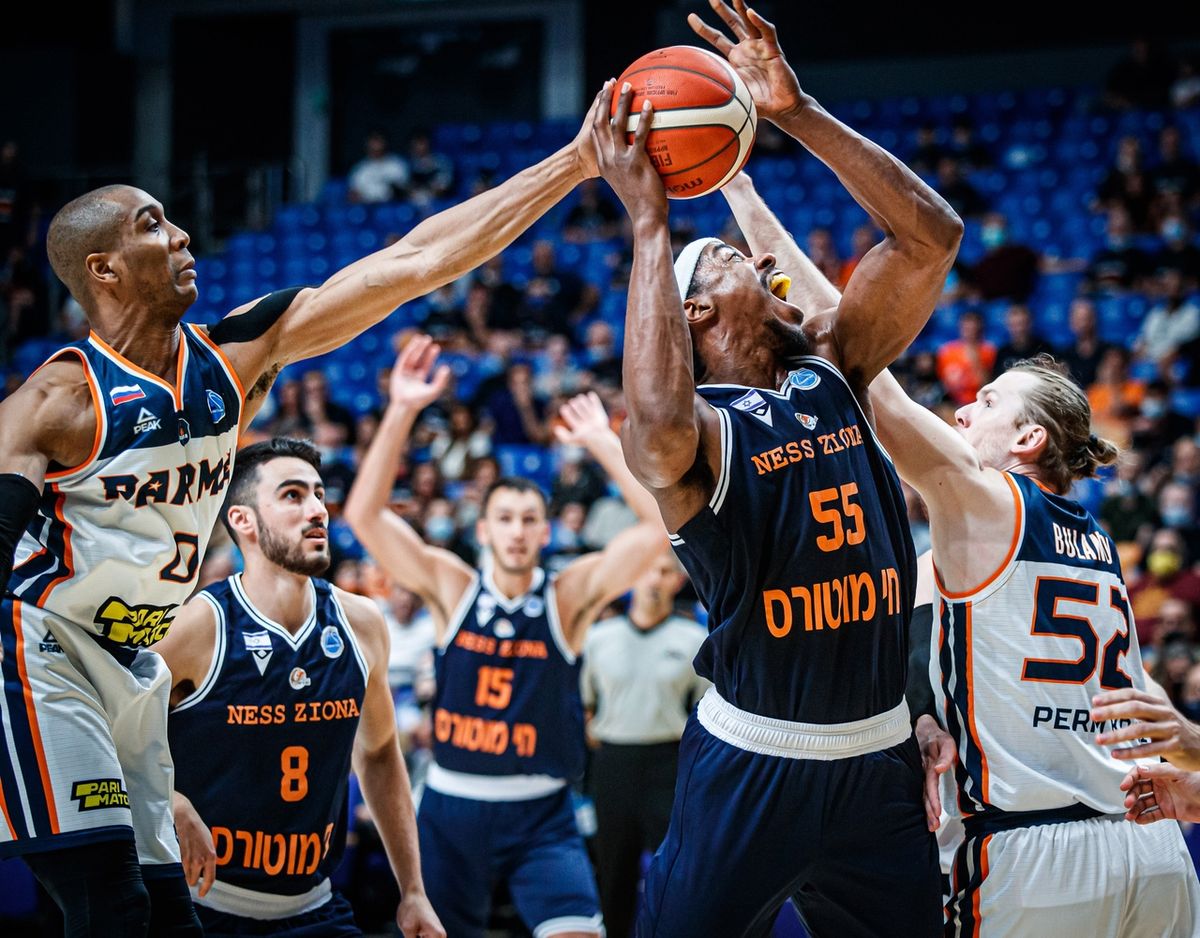 «Парма» начала чемпионат Единой лиги ВТБ с победы