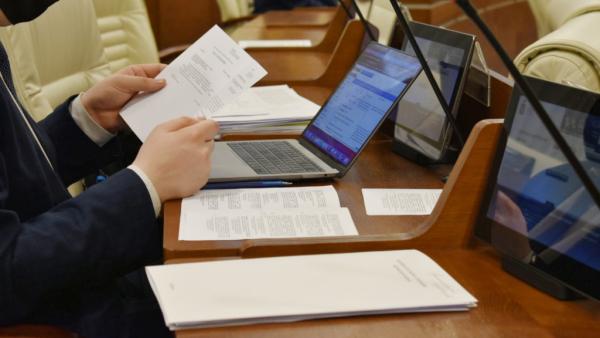 Парламент Прикамья поддержал законопроект о новых мерах поддержки многодетных