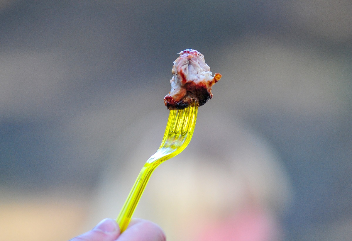 В России могут запретить одноразовую посуду и ватные палочки