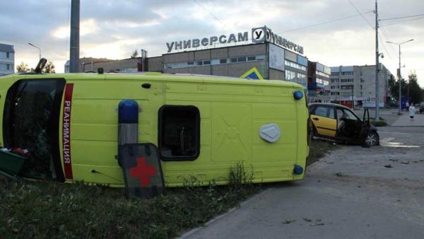 В Соликамске шесть человек пострадали в ДТП со скорой помощью