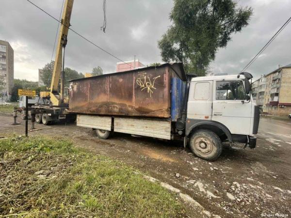 В Дзержинском районе Перми начался демонтаж самовольно установленных гаражей 