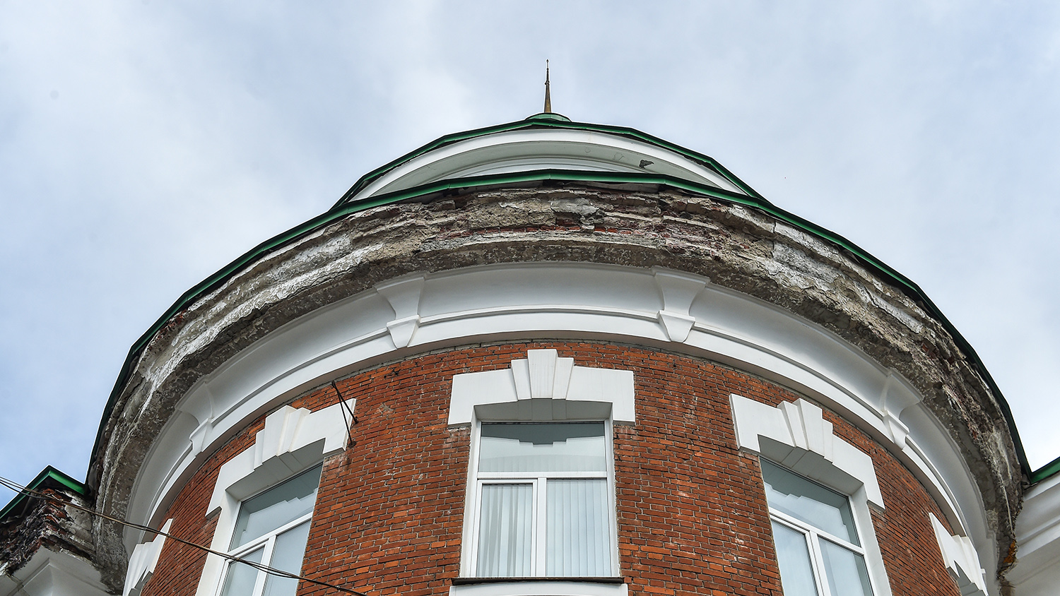 Педагогический университет отреставрирует сгоревший корпус