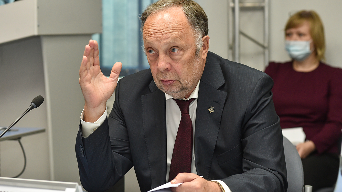 Василий Петров утверждён в должности президента Пермского политеха 