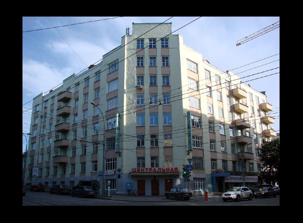 Власти Прикамья через суд требуют привести в порядок историческое здание гостиницы «Центральной»