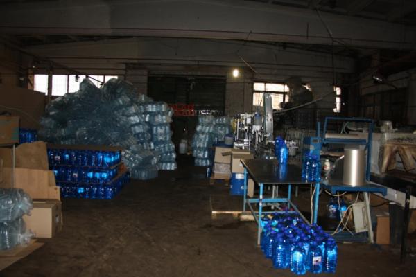 В Перми возбуждено уголовное дело по факту незаконного производства стеклоомывателя с метанолом