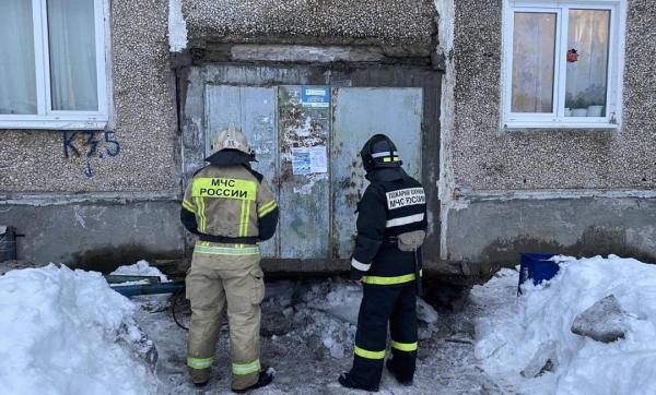 В Гремячинске на местного жителя упал козырёк подъезда