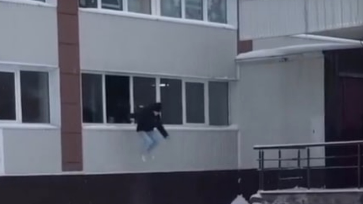 В пермской школе №3 эвакуировали учащихся и персонал