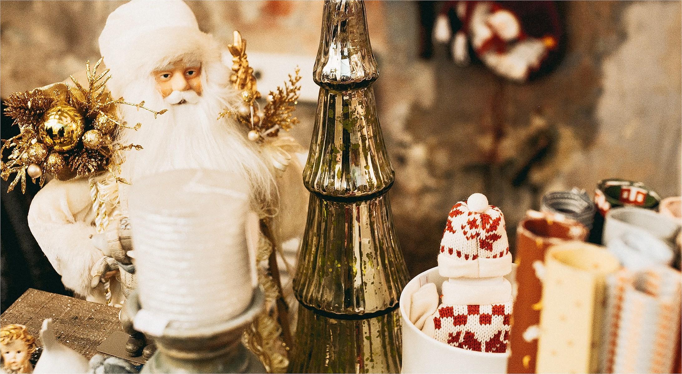 Жила зима в избушке