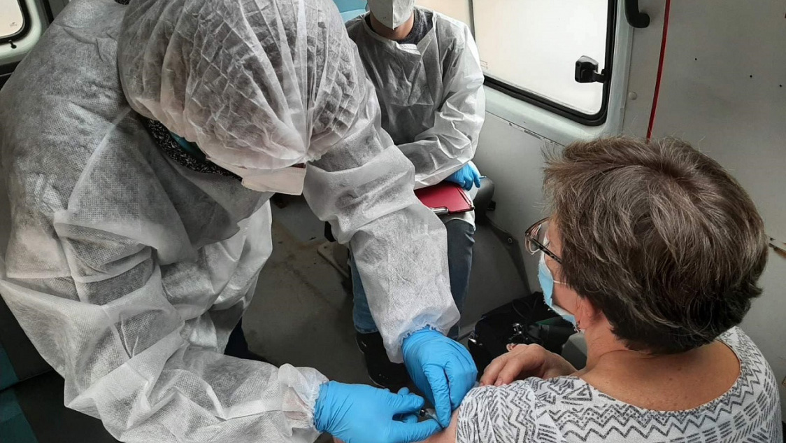 С 11 по 16 января в Перми будут работать три мобильных пункта вакцинации