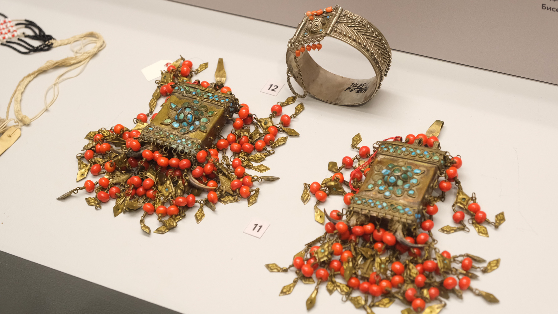 Красота спешит на помощь 