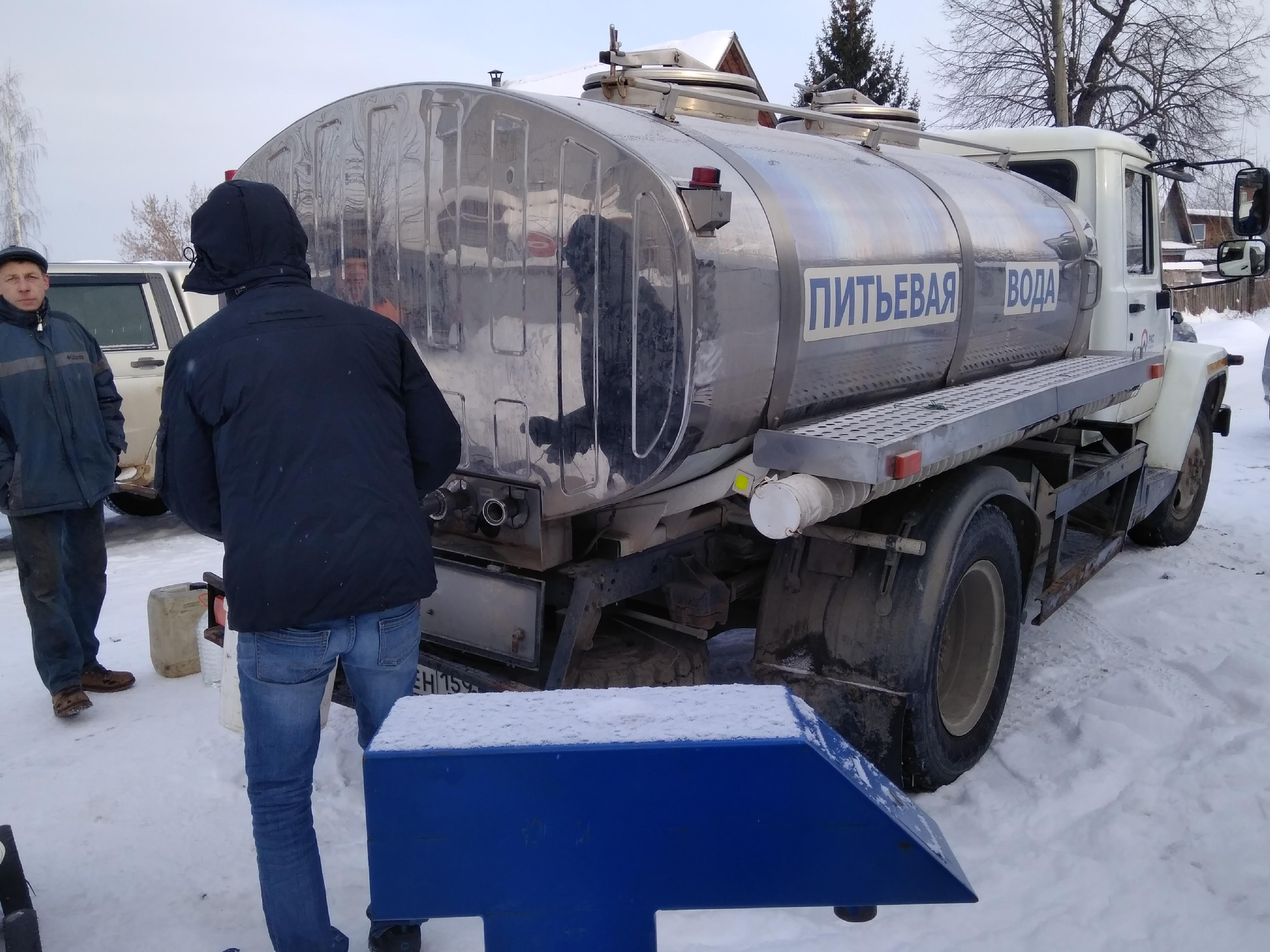 Микрорайон Крым в Перми из-за аварии остался без воды